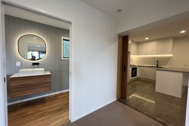 Photo of property in 25 Wirihana Road, Titirangi, Auckland, 0604