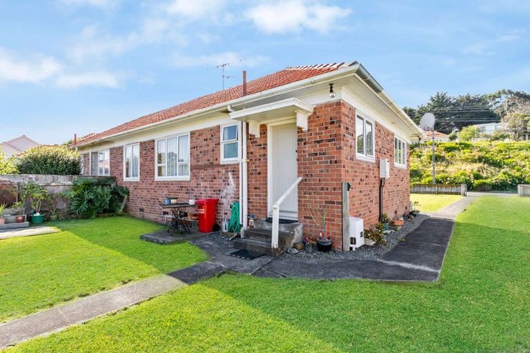 Photo of property in 1 Fergusson Street, Springvale, Whanganui, 4501