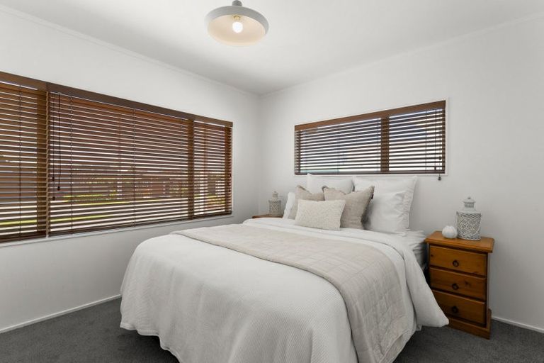 Photo of property in 1134 Papamoa Beach Road, Papamoa Beach, Papamoa, 3118