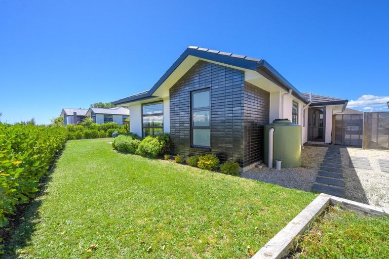 Photo of property in 43 Katania Heights, Brightwater, 7022