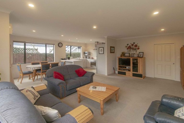 Photo of property in 210a Kennedy Road, Onekawa, Napier, 4110