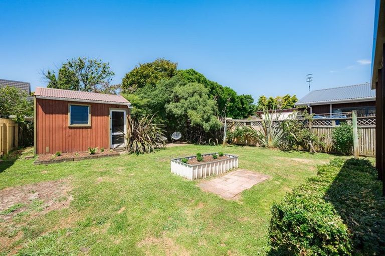Photo of property in 15 Wedgewood Grove, Raumati Beach, Paraparaumu, 5032