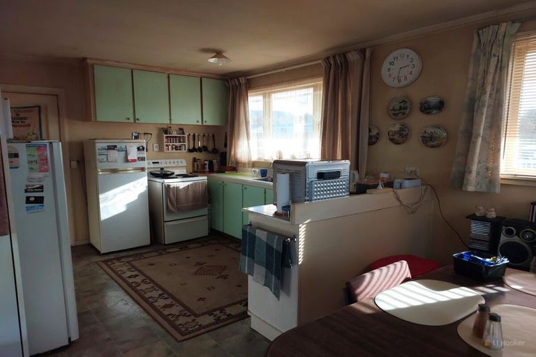 Photo of property in 5 Edward Street, Waimate, 7924