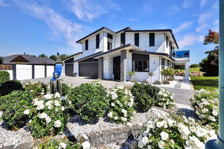 Photo of property in 2 Ludlow Drive, Huntingdon, Ashburton, 7774