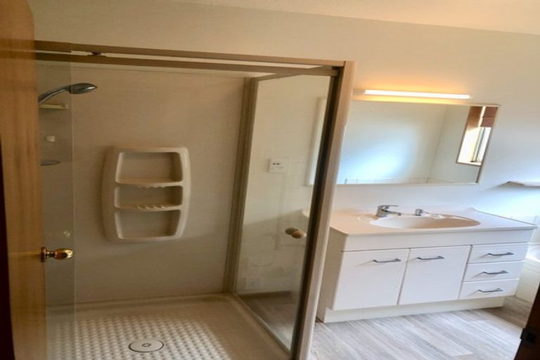 Photo of property in 47 Blue Gum Place, New Brighton, Christchurch, 8083