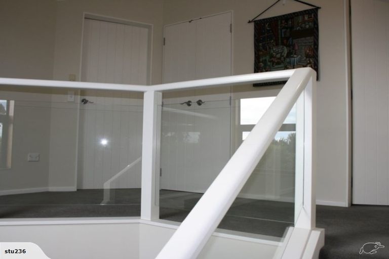 Photo of property in 14 Moore Crescent, Carterton, 5713