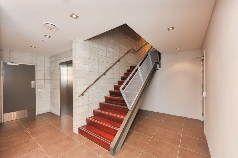 Photo of property in Masina Apartments, 313/80 Riddiford Street, Newtown, Wellington, 6021