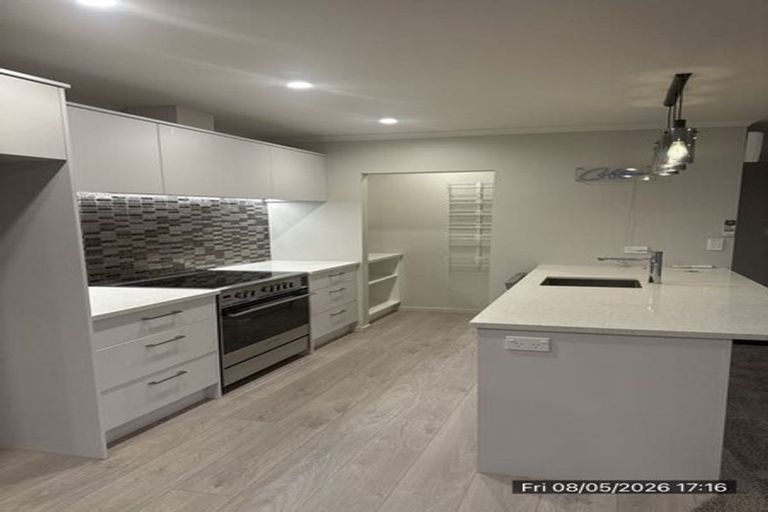 Photo of property in 94 Racecourse Road, Waipawa, 4210
