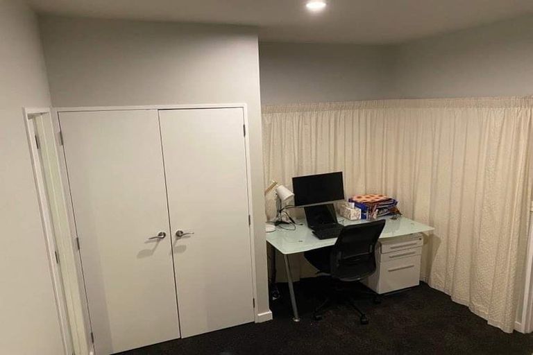Photo of property in Kate Sheppard Apartments, 4h/42 Molesworth Street, Thorndon, Wellington, 6011