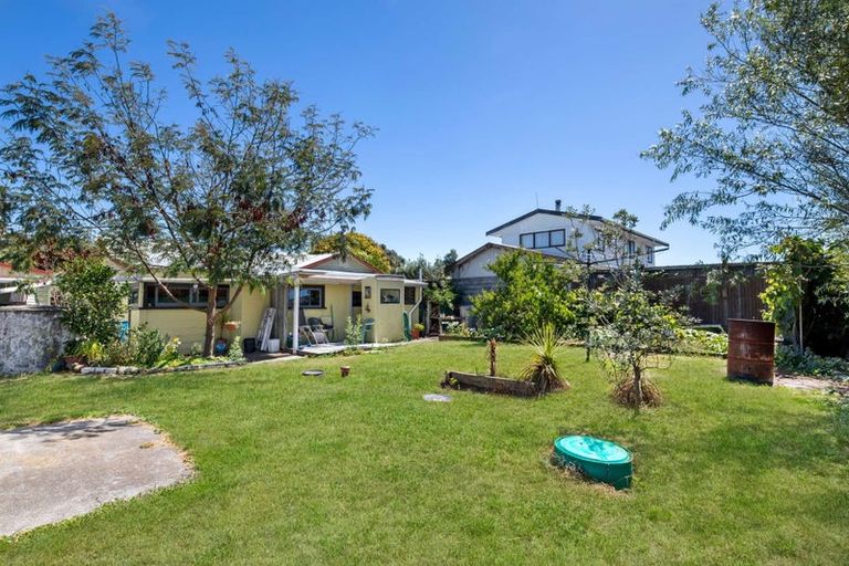 Photo of property in 13 Beach Street, Tangimoana, 4822