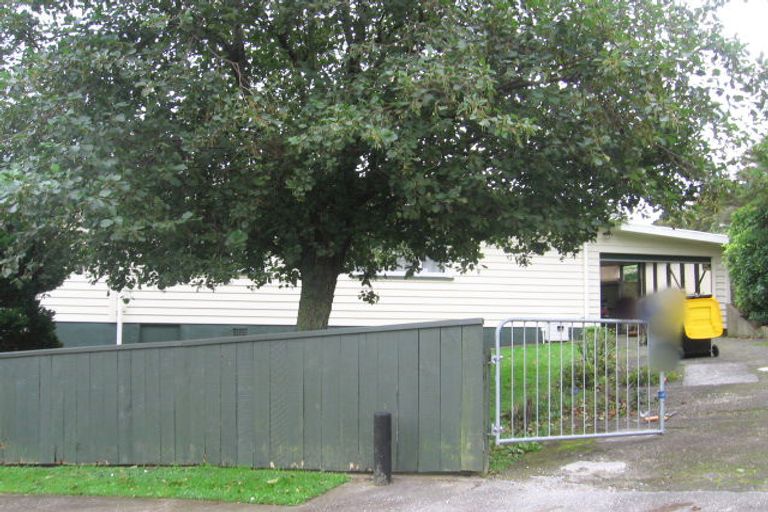 Photo of property in 1 Morgan Place, Tawa, Wellington, 5028