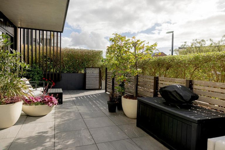 Photo of property in 1/2g Onekiritea Road, Hobsonville, Auckland, 0616