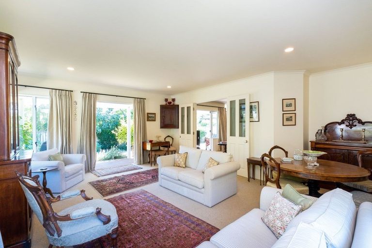 Photo of property in 4 Fulford Place, Havelock North, 4130