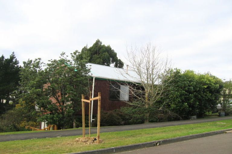 Photo of property in 30 Springdale Grove, Fitzherbert, Palmerston North, 4410