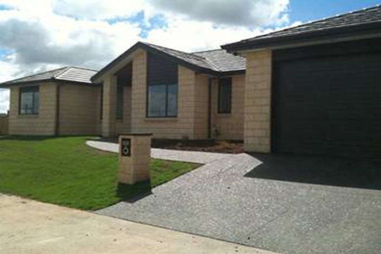 Photo of property in 13 Barwick Place, Huntington, Hamilton, 3210