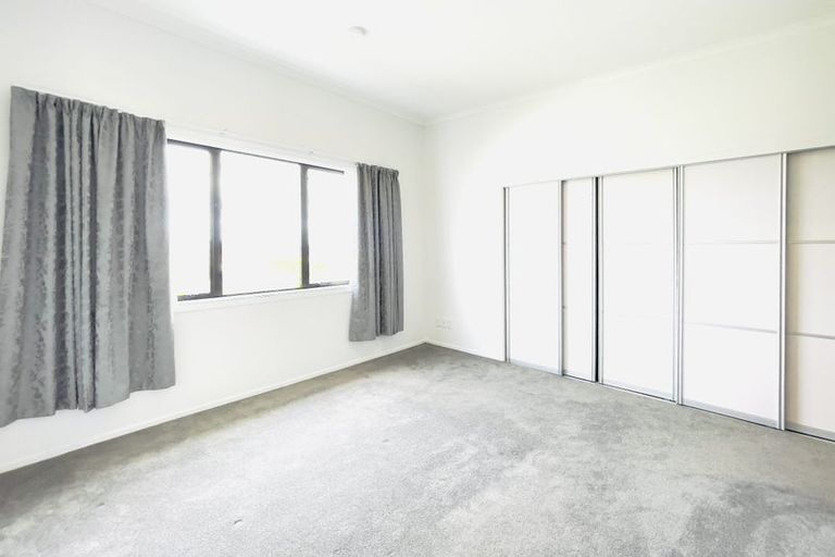Photo of property in 6/130 Stancombe Road, Flat Bush, Auckland, 2016