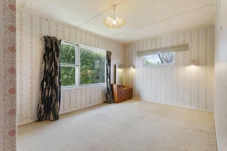 Photo of property in 2 Taverner Street, Carterton, 5713