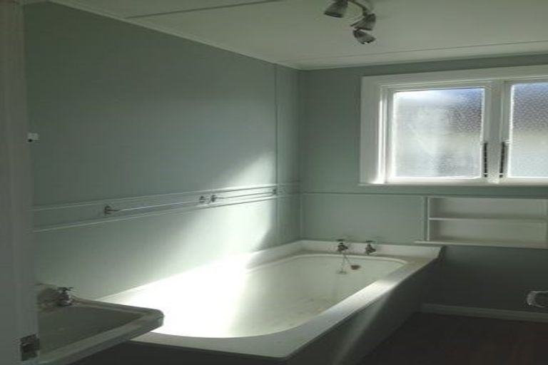 Photo of property in 243 Rutherford Street, Nelson South, Nelson, 7010