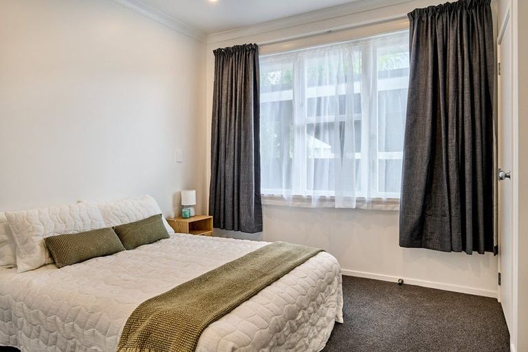 Photo of property in 42 Coates Street, Tawa, Wellington, 5028