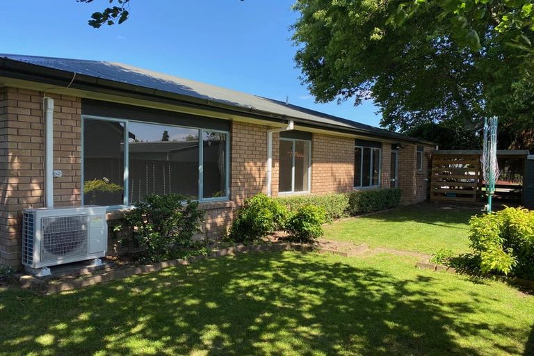 Photo of property in 8 Bowen Street, Cambridge, 3434