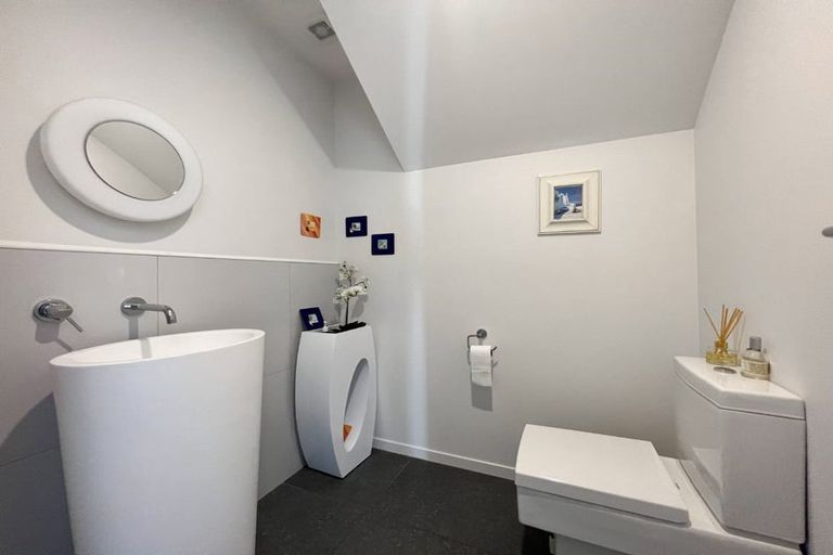 Photo of property in 9a Beacon Avenue, Campbells Bay, Auckland, 0630