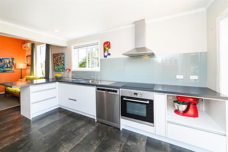 Photo of property in 30 Signal Street, Marton, 4710