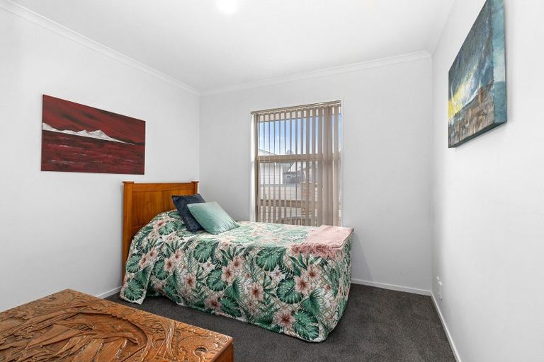 Photo of property in 2 Cataldo Mews, Avalon, Lower Hutt, 5011