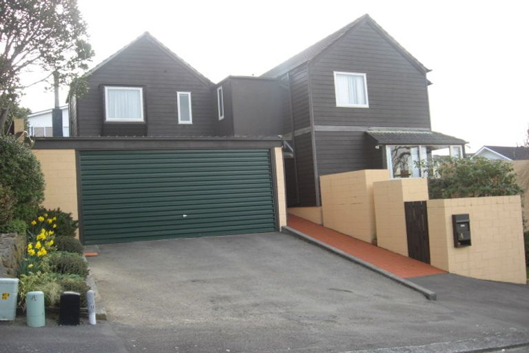 Photo of property in 4 Ridd Crescent, Karori, Wellington, 6012