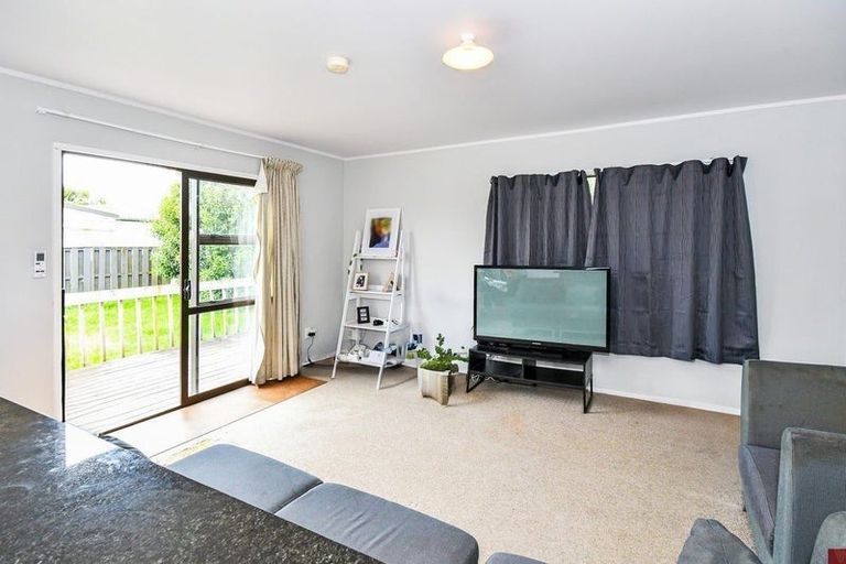 Photo of property in 1/24 Burundi Avenue, Clendon Park, Auckland, 2103