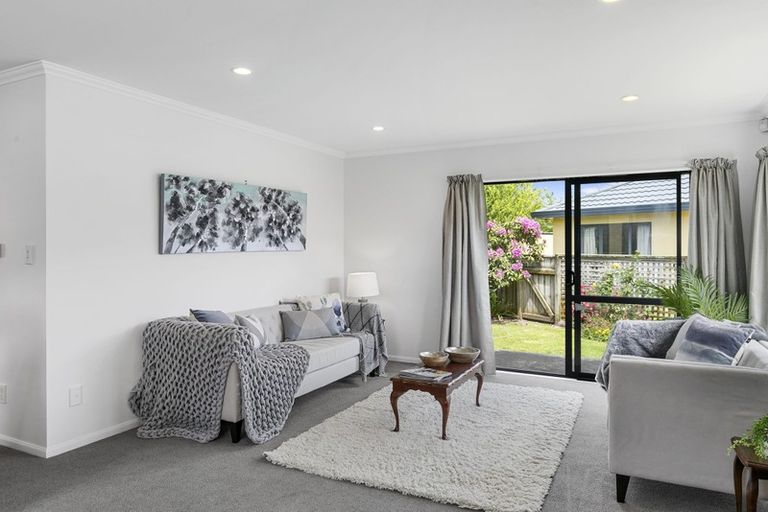 Photo of property in 58a Molesworth Street, Taita, Lower Hutt, 5011