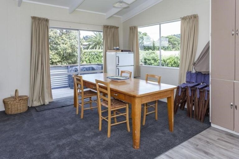 Photo of property in 9 Swordfish Avenue, Whiritoa, Whangamata, 3691
