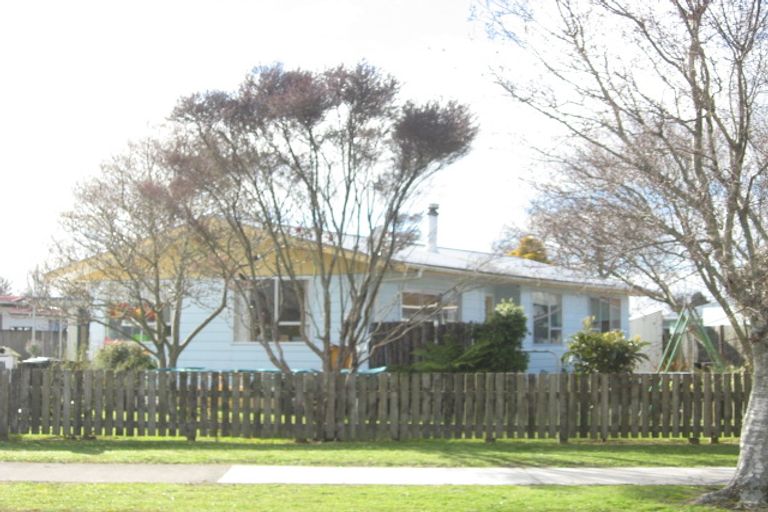 Photo of property in 46 Puriri Crescent, Edgecumbe, 3120