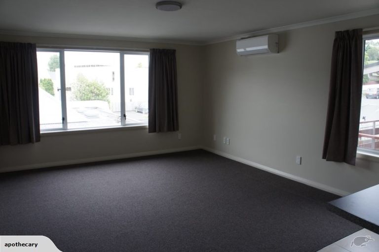 Photo of property in 214 Main South Road, Green Island, Dunedin, 9018