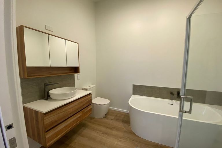 Photo of property in 16 Martin Street, Palmerston North, 4414
