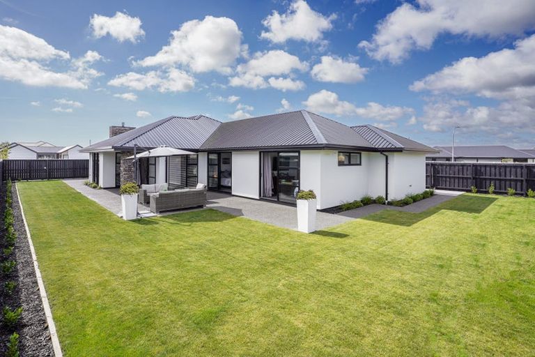 Photo of property in 31 Hotere Street, Rangiora, 7400