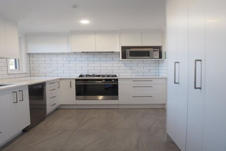 Photo of property in 2 Titoki Street, Alicetown, Lower Hutt, 5010