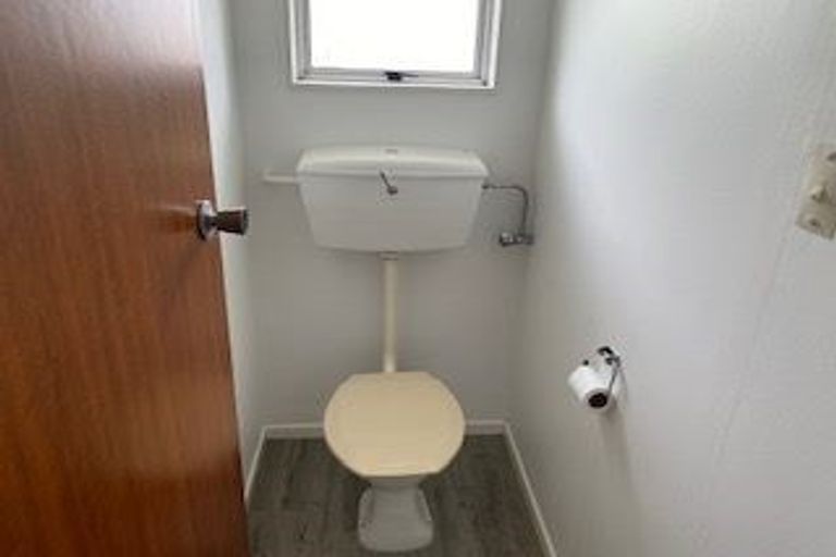 Photo of property in 3 Hori Street, Vogeltown, New Plymouth, 4310