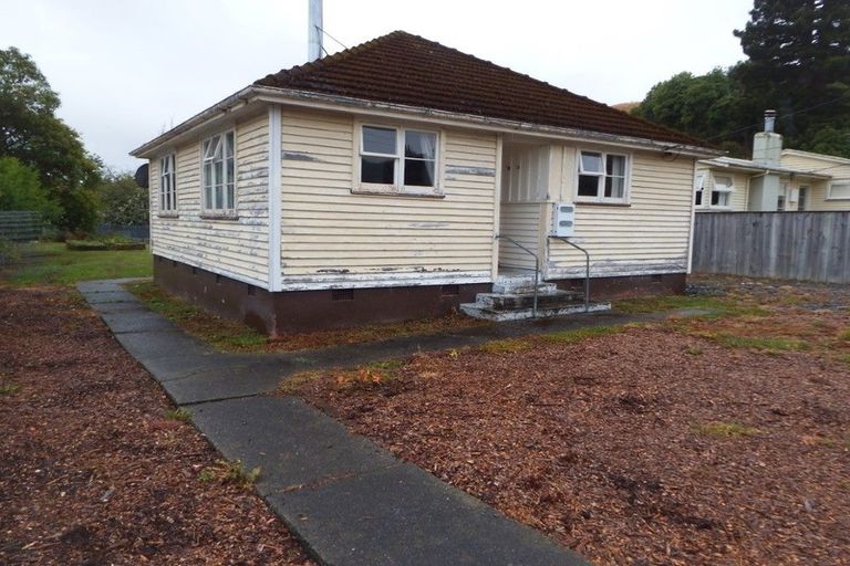 Photo of property in 7 Rangatira Road, Hunterville, 4730