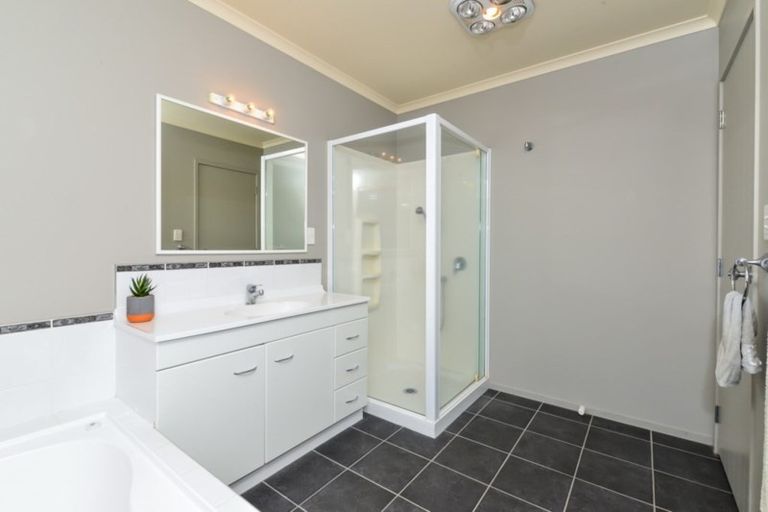 Photo of property in 9 Everton Place, Grandview Heights, Hamilton, 3200