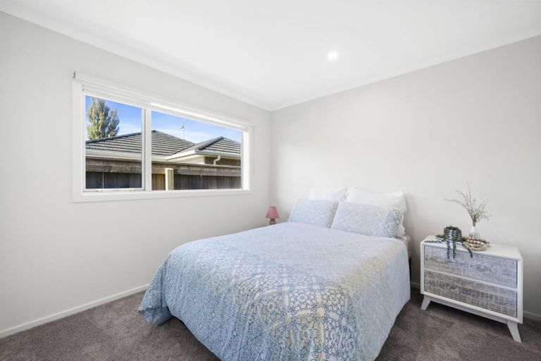 Photo of property in 4 Martha Turnell Crescent, Manor Park, Lower Hutt, 5019