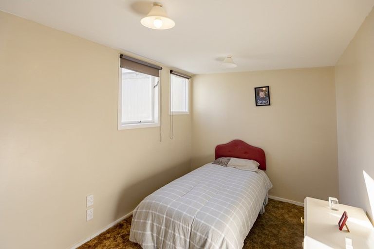 Photo of property in 33 Bowling Road, Greenmeadows, Napier, 4112