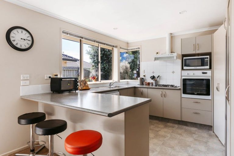 Photo of property in 10 Reefton Place, Papamoa Beach, Papamoa, 3118