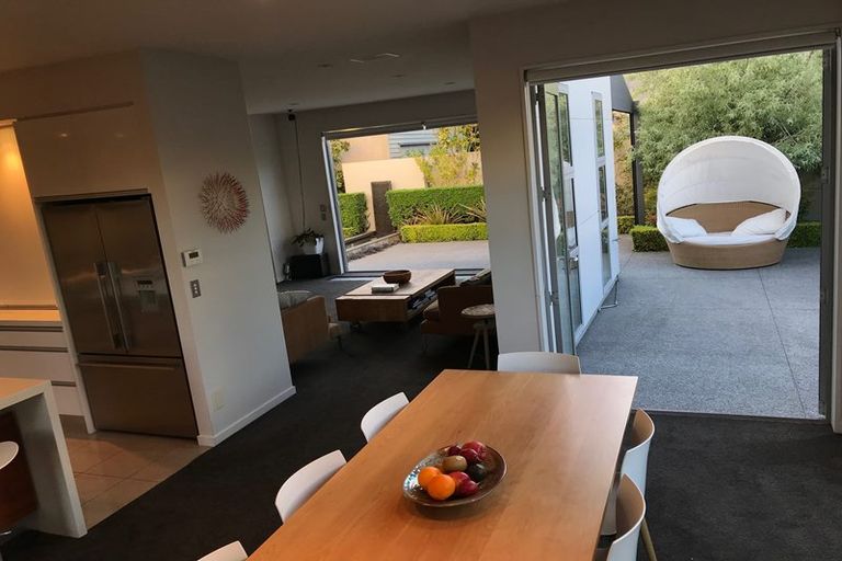 Photo of property in 37 Mcdougall Avenue, St Albans, Christchurch, 8014