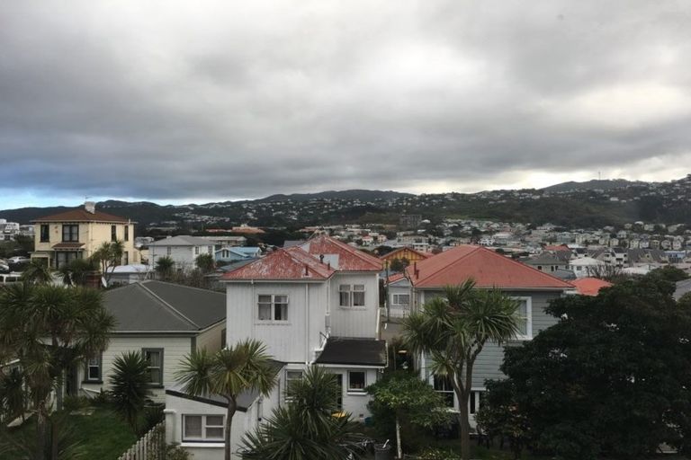 Photo of property in 2/33 Hiropi Street, Newtown, Wellington, 6021