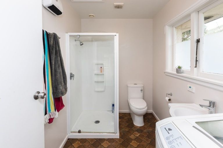 Photo of property in 49 Ilam Road, Upper Riccarton, Christchurch, 8041