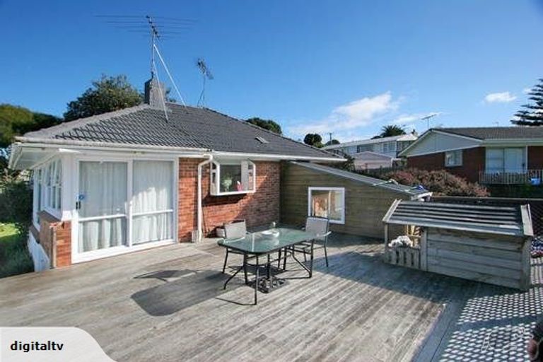 Photo of property in 17 Bean Place, Mount Wellington, Auckland, 1060