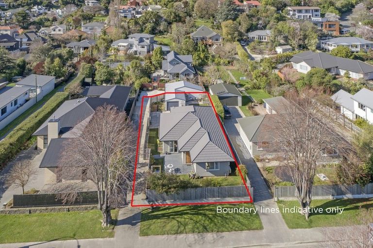 Photo of property in 11 Bowenvale Avenue, Cashmere, Christchurch, 8022