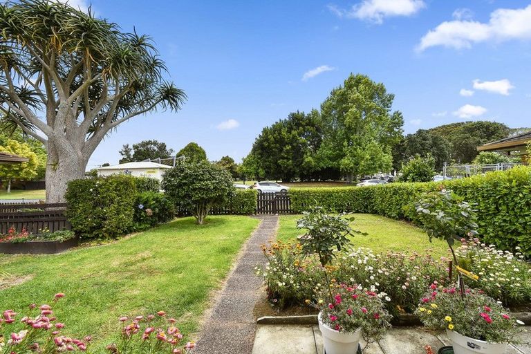 Photo of property in 2/5 King Edward Avenue, Papakura, 2110