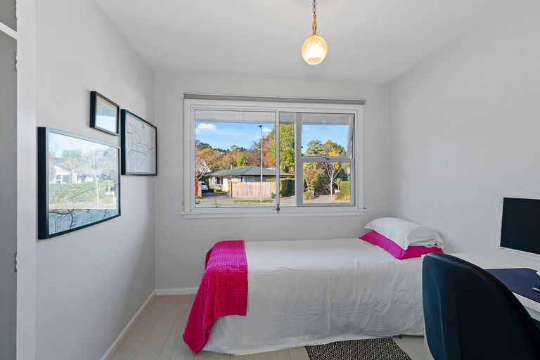 Photo of property in 6 Waiau Street, Cracroft, Christchurch, 8025