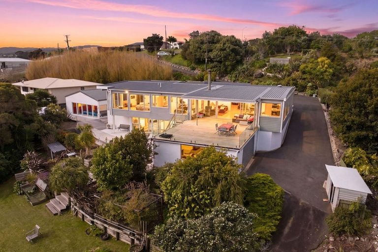 Photo of property in 1 Munro Street, Onerahi, Whangarei, 0110